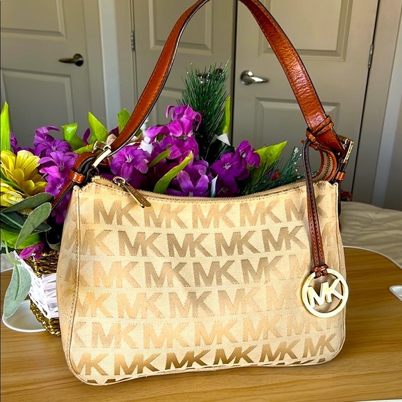 Michael Kors Handbags - Michael Kors Tan Shoulder Bag